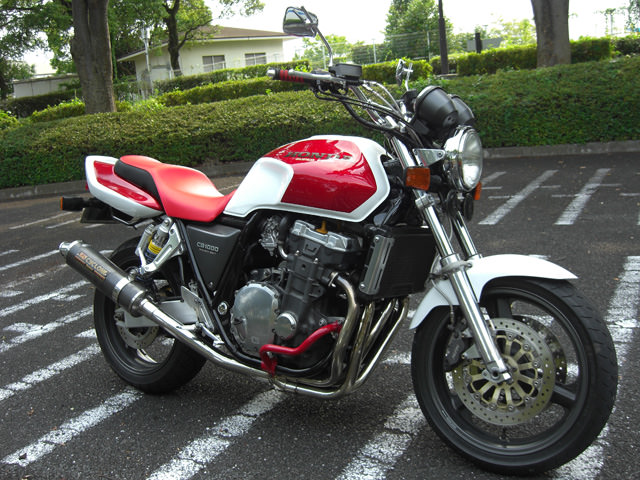 CB1000SF