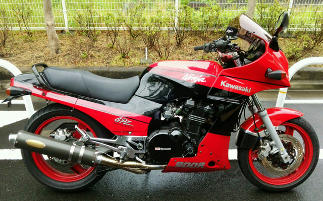 GPZ900R