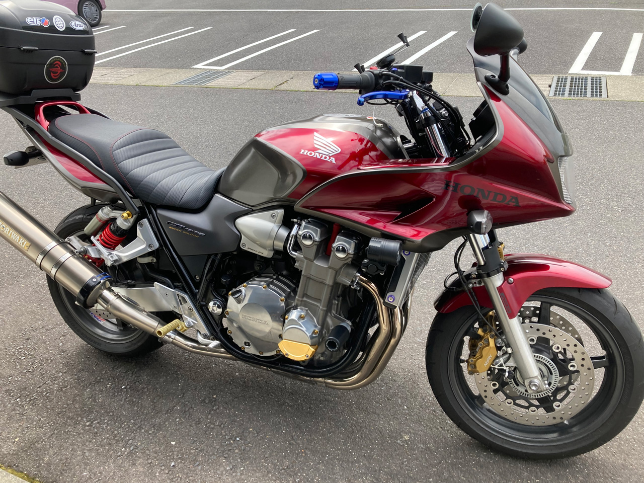 CB1300SB