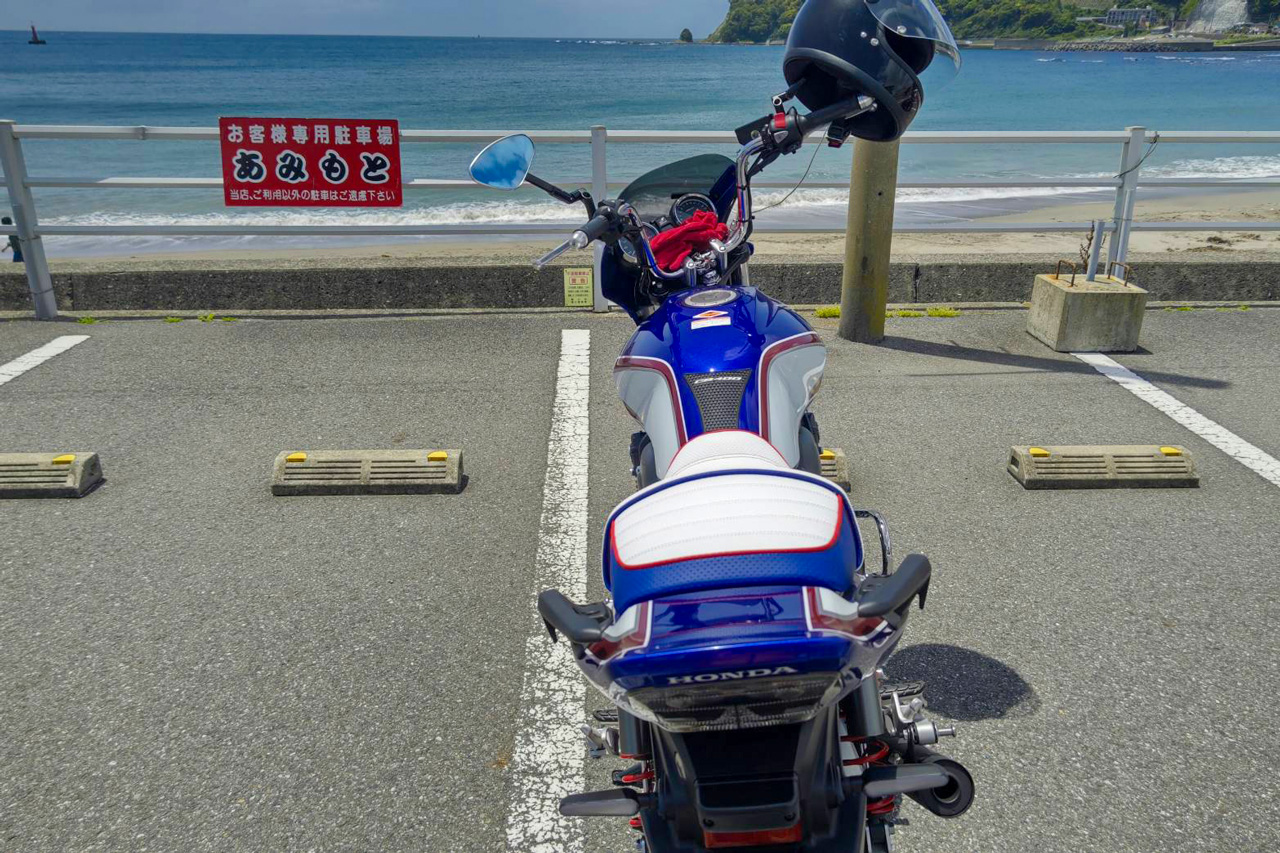 CB400SF