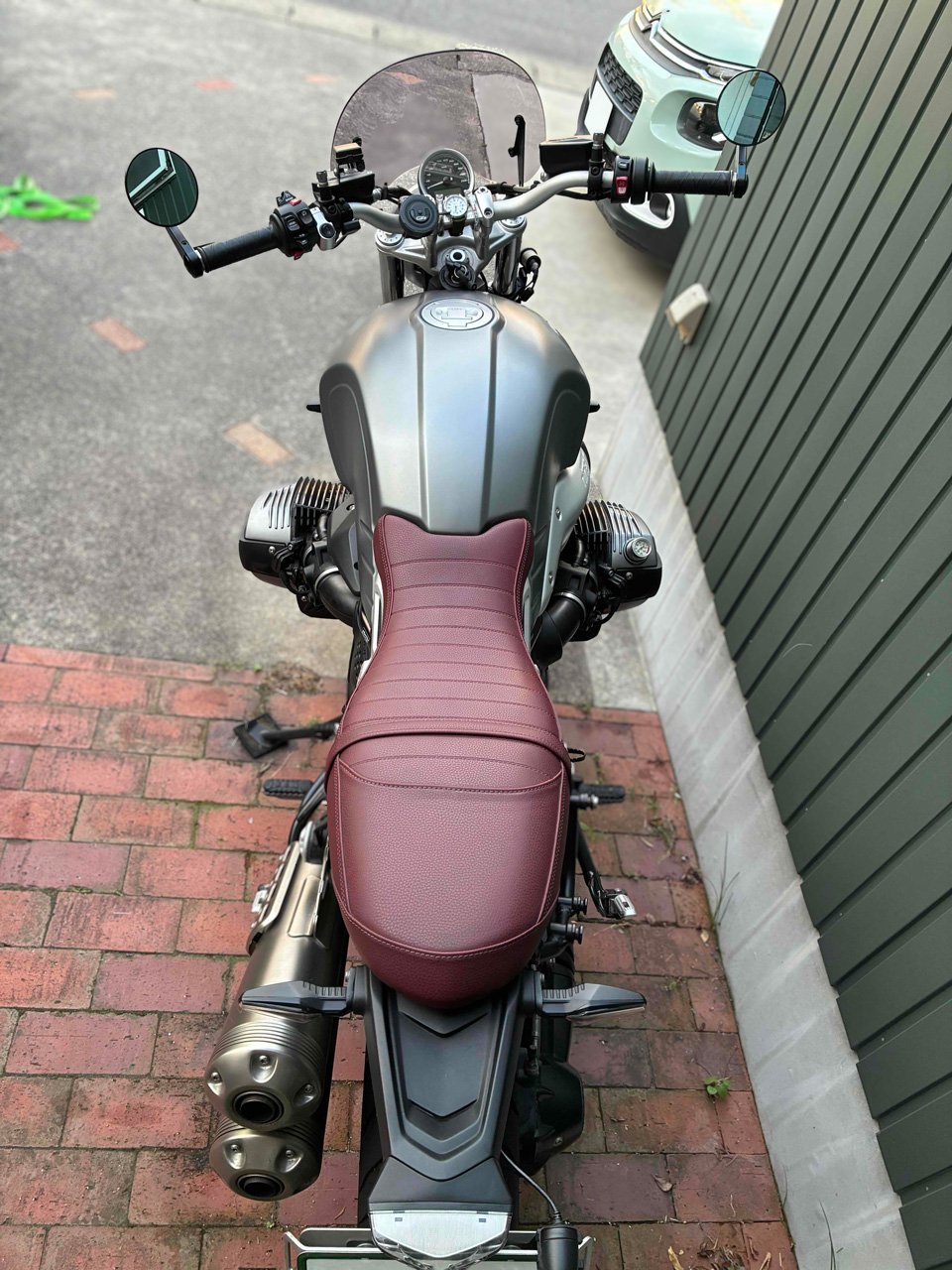 R nineT スクランブラー