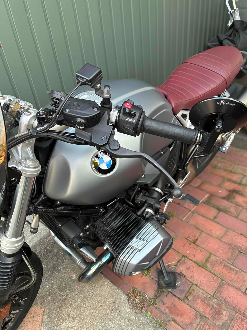 R nineT スクランブラー