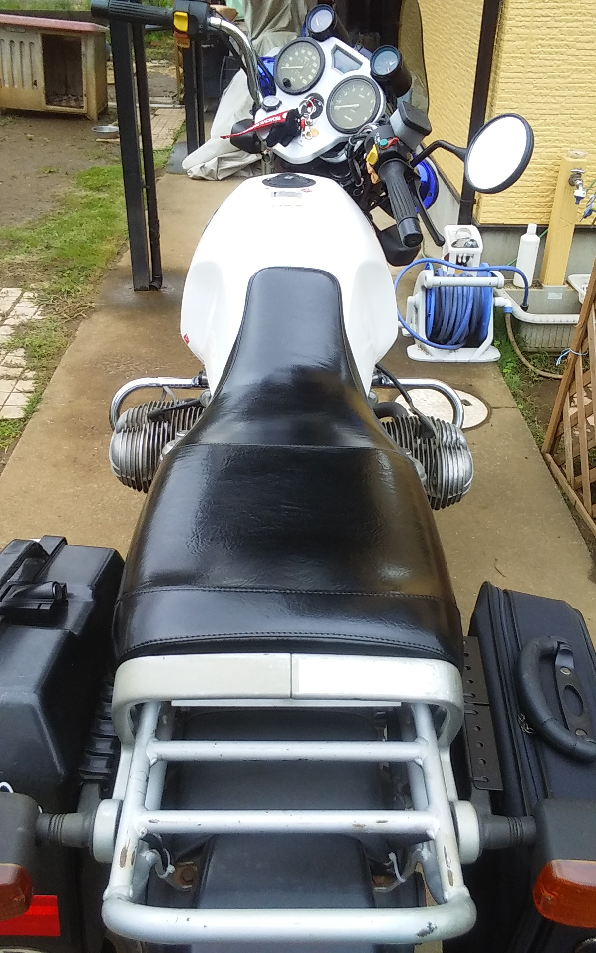 R100R