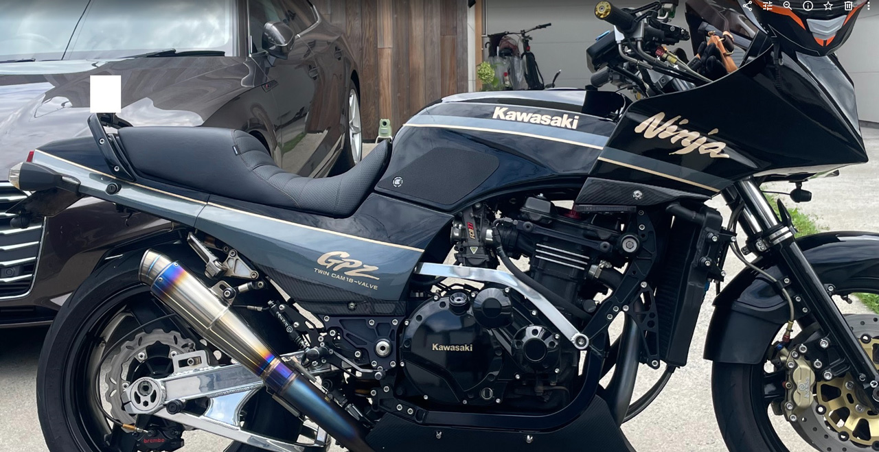 GPZ900R