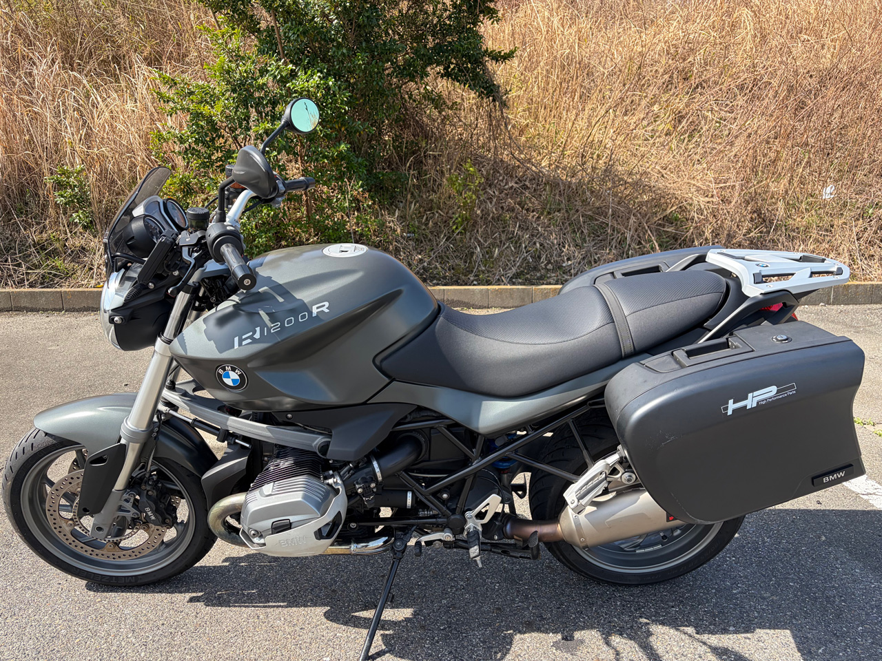 R1200R