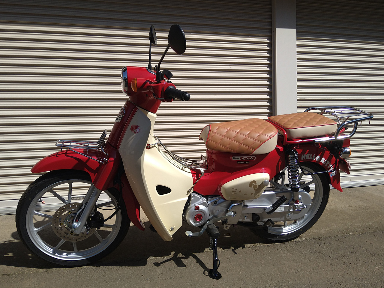 スーパーカブ110・HELLO KITTY