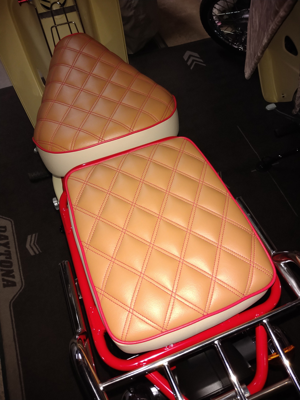 スーパーカブ110・HELLO KITTY