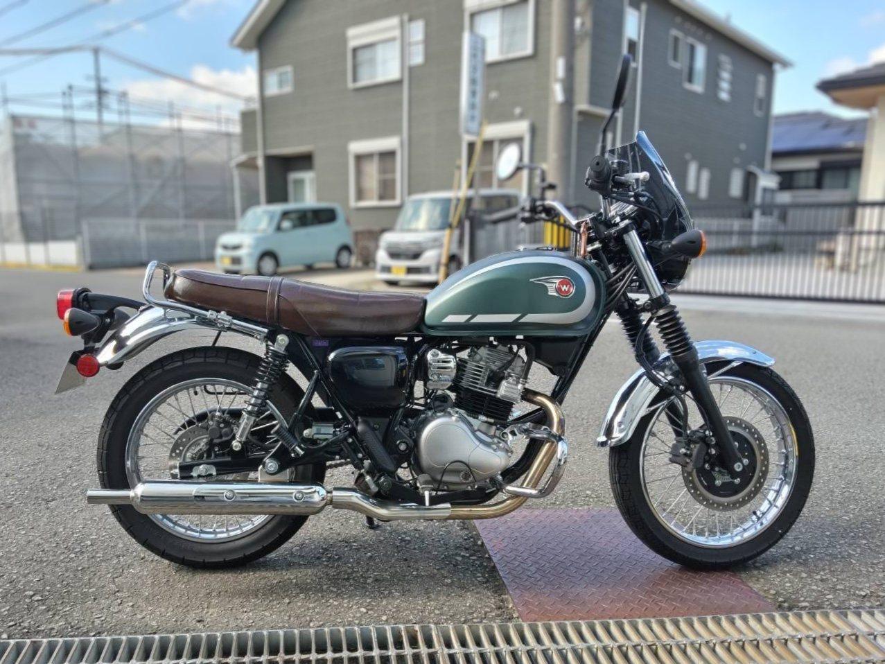 W230